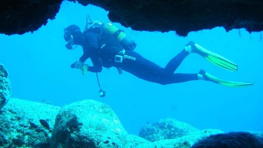 diving from avsallar