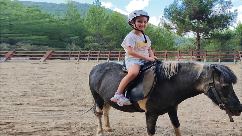 pony riding alanya