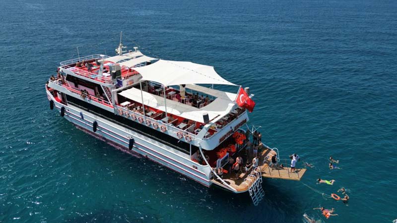 avsallar luxury boat