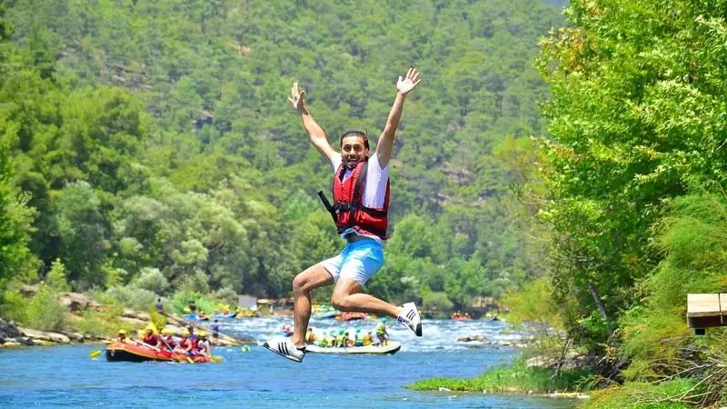 rafting-jump