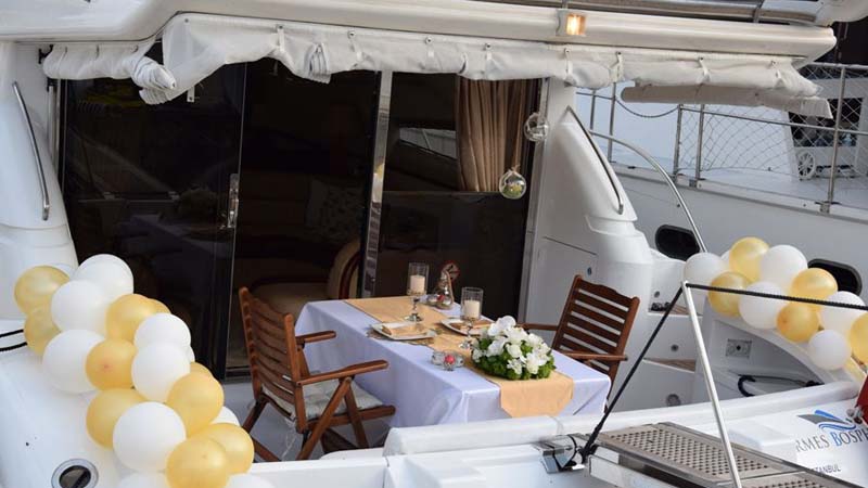 birthday celebration on yacht alanya