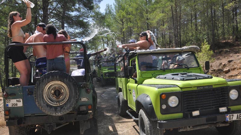 water game jeep safari in alanya