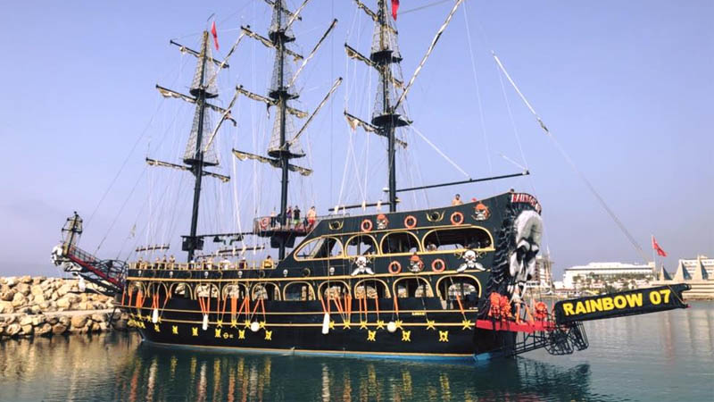 Kızılağaç pirate boat excursion